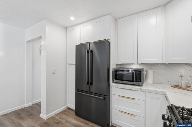 4293 NW Elmwood Dr, Corvallis, OR 97330