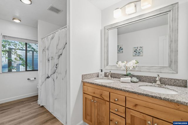 4293 NW Elmwood Dr, Corvallis, OR 97330