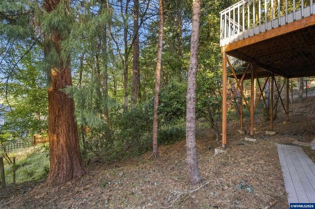 4293 NW Elmwood Dr, Corvallis, OR 97330