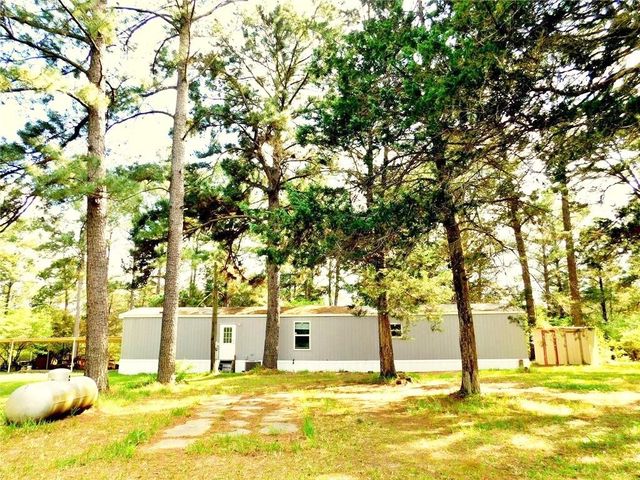 1095 Elm Crest Drive, New Ulm, TX 78950