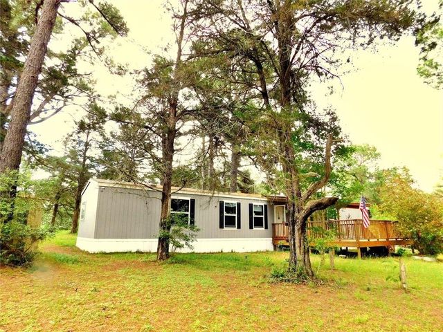 1095 Elm Crest Drive, New Ulm, TX 78950