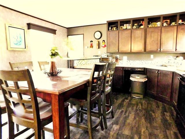 1095 Elm Crest Drive, New Ulm, TX 78950
