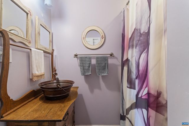 328 JOHN WEAVER DR, Brightwood, VA 22715
