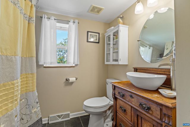 328 JOHN WEAVER DR, Brightwood, VA 22715