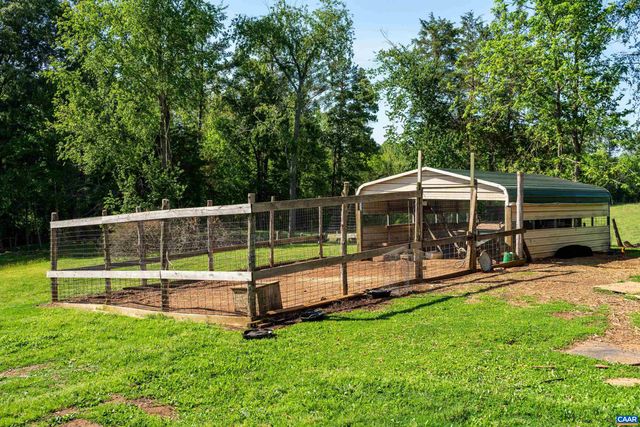 328 JOHN WEAVER DR, Brightwood, VA 22715