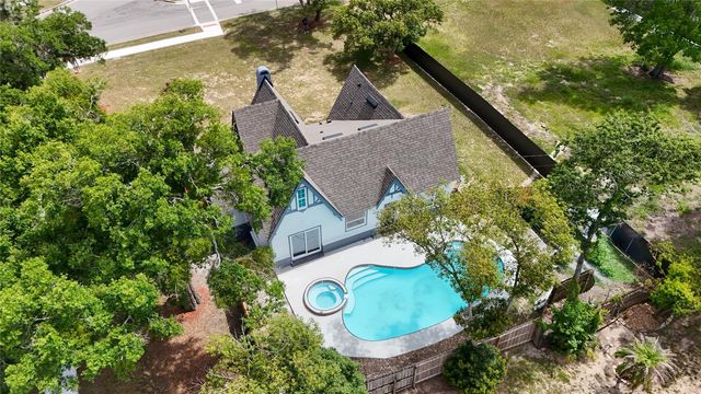 1326 EAST AVENUE, Clermont, FL 34711