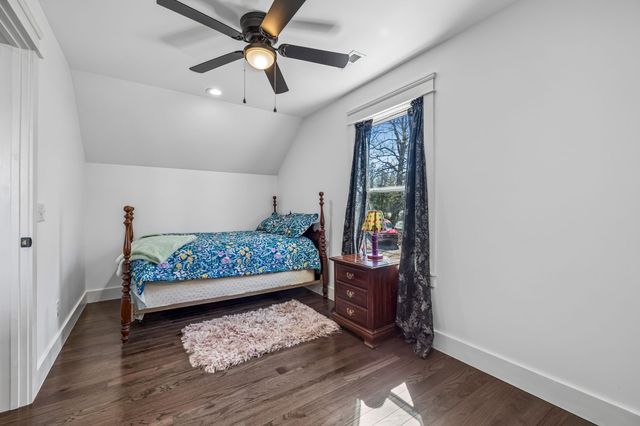 1602 White Oak Rd, Stewart, TN 37175