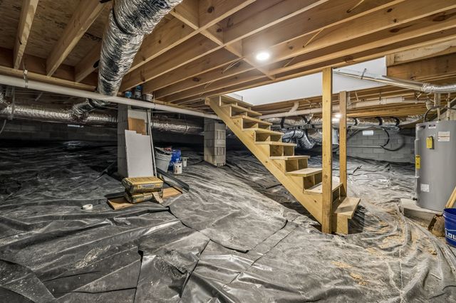 1602 White Oak Rd, Stewart, TN 37175