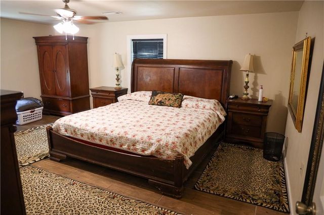 10693 Snavely Road, Elm Springs, AR 72762