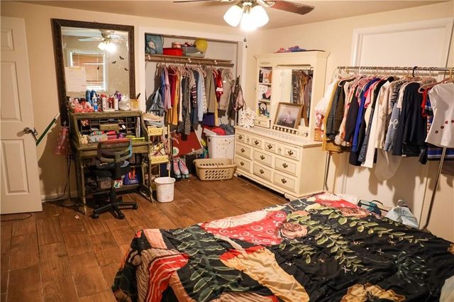 10693 Snavely Road, Elm Springs, AR 72762