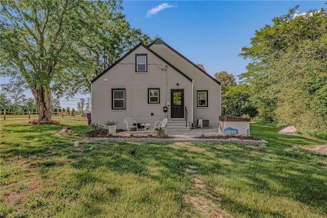 10521 NC Highway 89 W, Westfield, NC 27053