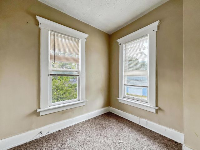 100-102 N Harris Avenue, Columbus, OH 43204