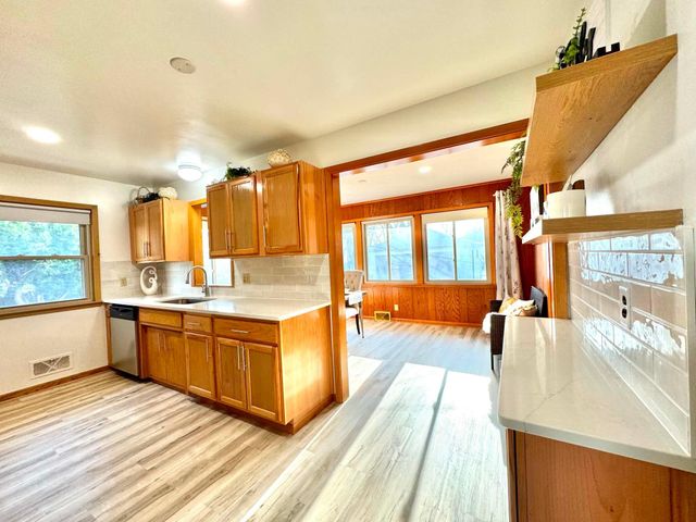 465 Ruth Street N, Saint Paul, MN 55119