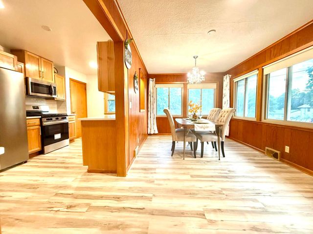 465 Ruth Street N, Saint Paul, MN 55119