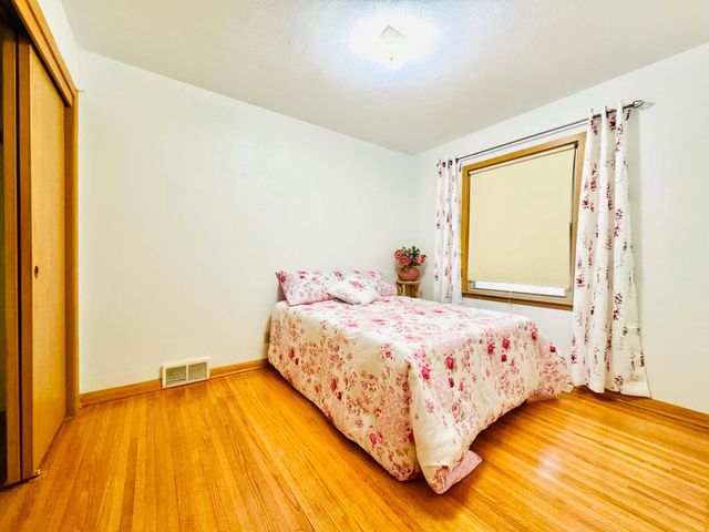 465 Ruth Street N, Saint Paul, MN 55119