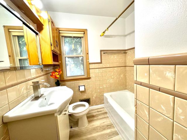 465 Ruth Street N, Saint Paul, MN 55119