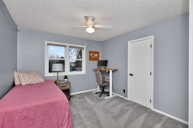 301 NE Mandy Lane, Ankeny, IA 50021