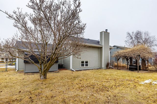 301 NE Mandy Lane, Ankeny, IA 50021