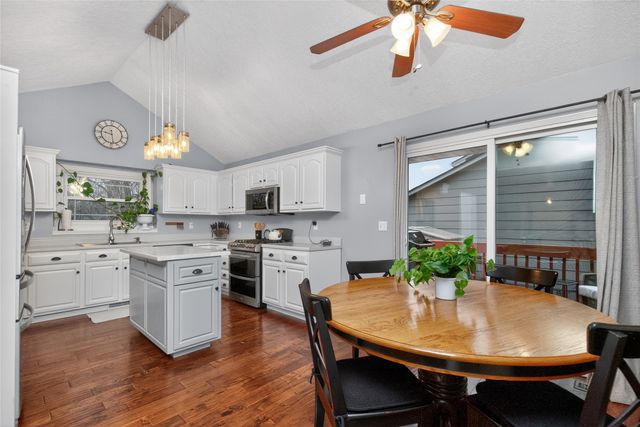 301 NE Mandy Lane, Ankeny, IA 50021