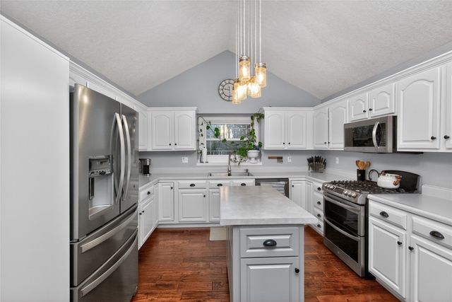 301 NE Mandy Lane, Ankeny, IA 50021