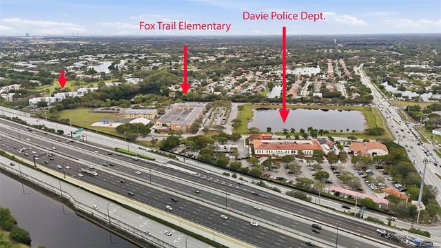 9451 Evergreen Place 203, Davie, FL 33324