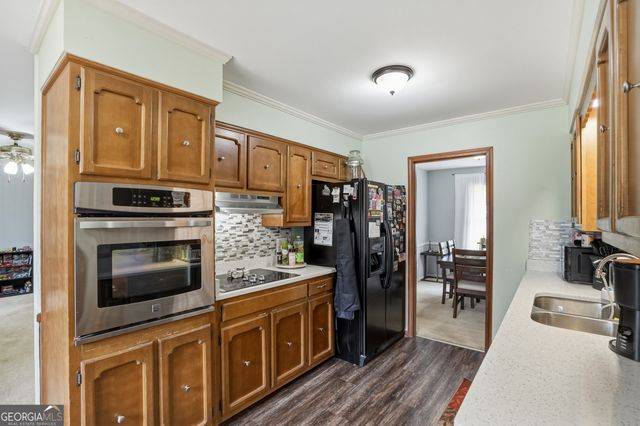 552 Ben Court SW, Lilburn, GA 30047