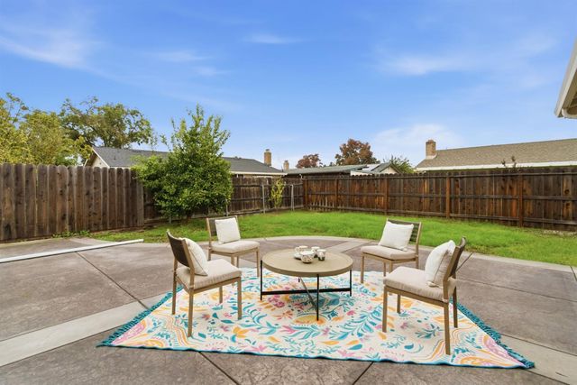 5658 Kermit Ln, Stockton, CA 95207