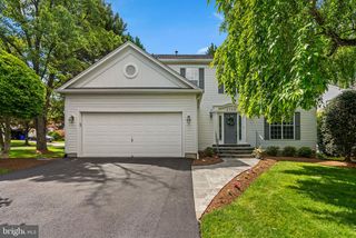 2700 SNOWBERRY PL, Olney, MD 20832