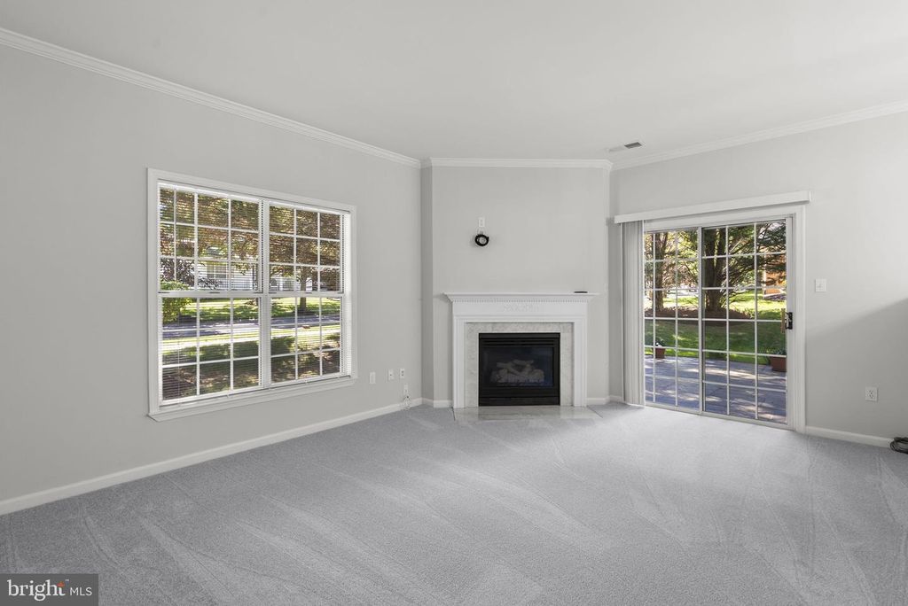 Image 20 of property listing at 2700 SNOWBERRY PL, Olney, MD 20832
