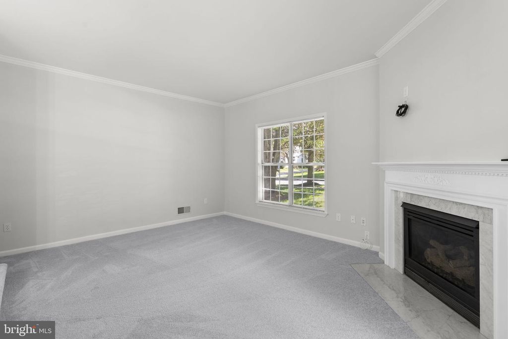 Image 30 of property listing at 2700 SNOWBERRY PL, Olney, MD 20832