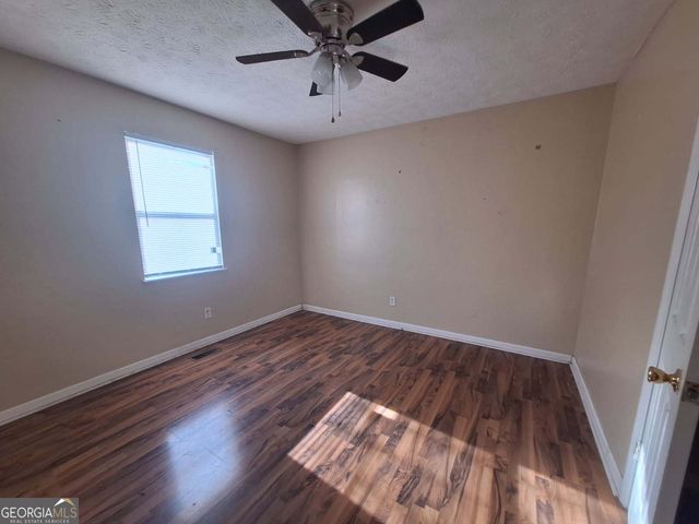 2046 53rd Avenue SW, Lanett, AL 36863