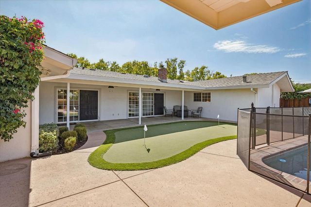 7821 Filice Drive, Gilroy, CA 95020