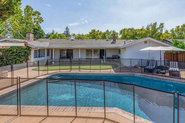 7821 Filice Drive, Gilroy, CA 95020