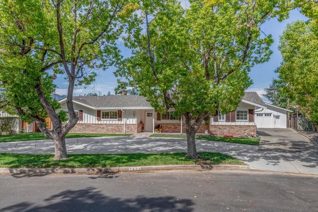 7821 Filice Drive, Gilroy, CA 95020