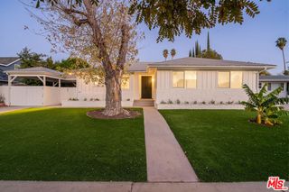 6522 Kessler Avenue, Woodland Hills, CA 91367
