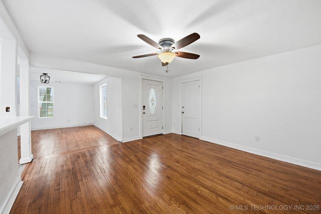 316 W 4TH Street, Chelsea, OK 74016