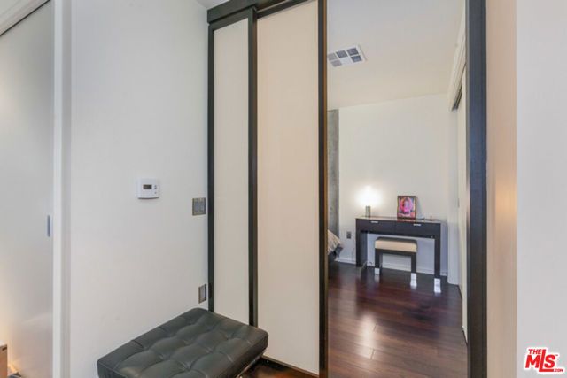 1155 S Grand Avenue 2006, Los Angeles, CA 90015