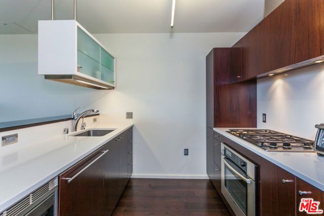 1155 S Grand Avenue 2006, Los Angeles, CA 90015