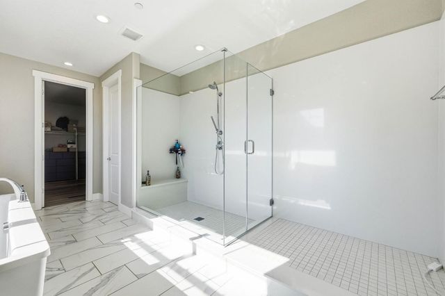 701 Golden Acorn Ct, Rocklin, CA 95765
