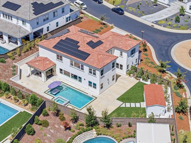 701 Golden Acorn Ct, Rocklin, CA 95765