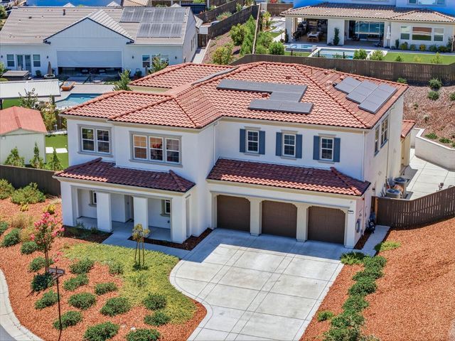 701 Golden Acorn Ct, Rocklin, CA 95765