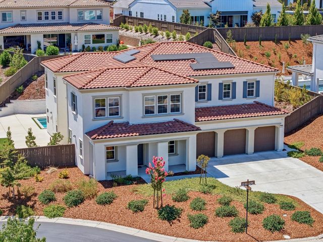 701 Golden Acorn Ct, Rocklin, CA 95765