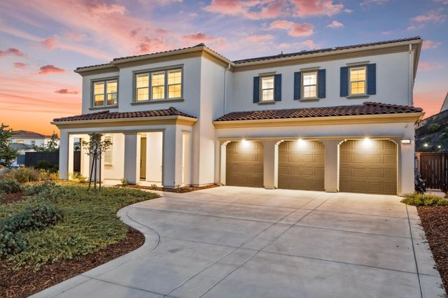 701 Golden Acorn Ct, Rocklin, CA 95765