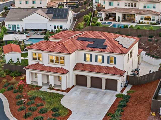 701 Golden Acorn Ct, Rocklin, CA 95765