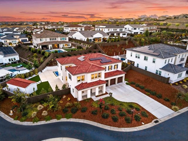 701 Golden Acorn Ct, Rocklin, CA 95765