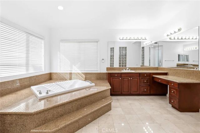 17529 Cloverdale, Yorba Linda, CA 92886