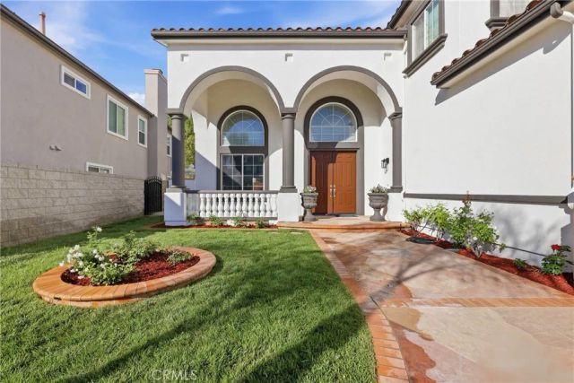 17529 Cloverdale, Yorba Linda, CA 92886