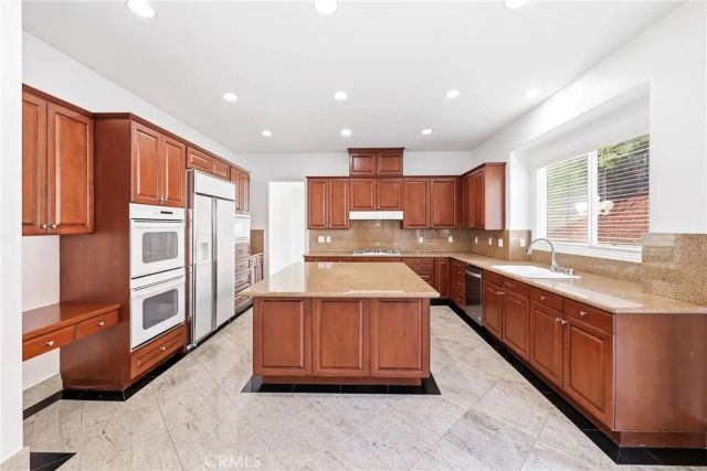 17529 Cloverdale, Yorba Linda, CA 92886