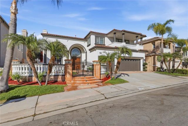 17529 Cloverdale, Yorba Linda, CA 92886