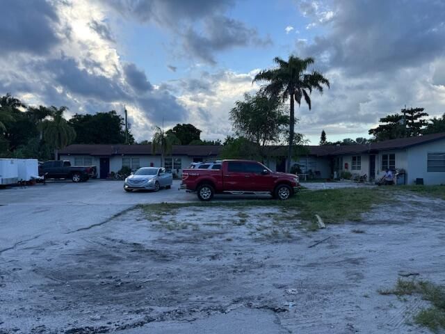 3681 Lakewood Road, Palm Springs, FL 33461